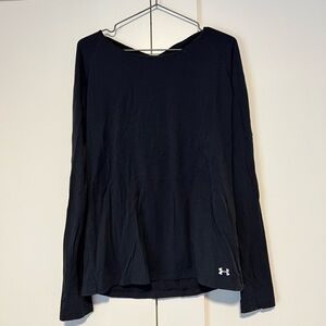 Under Armour heat gear long sleeve top